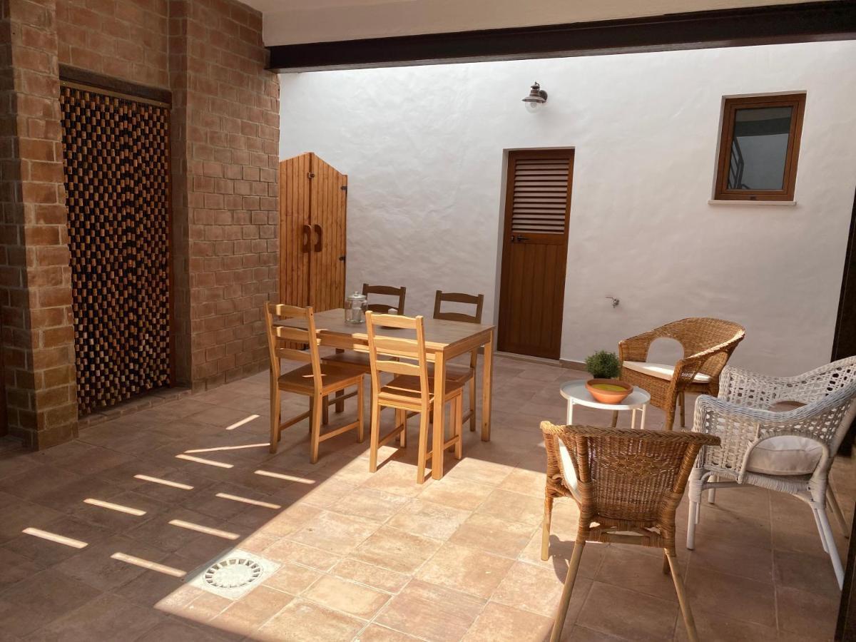 Casa Da Igrejja Bed & Breakfast อัลโมโดวาร์ ภายนอก รูปภาพ