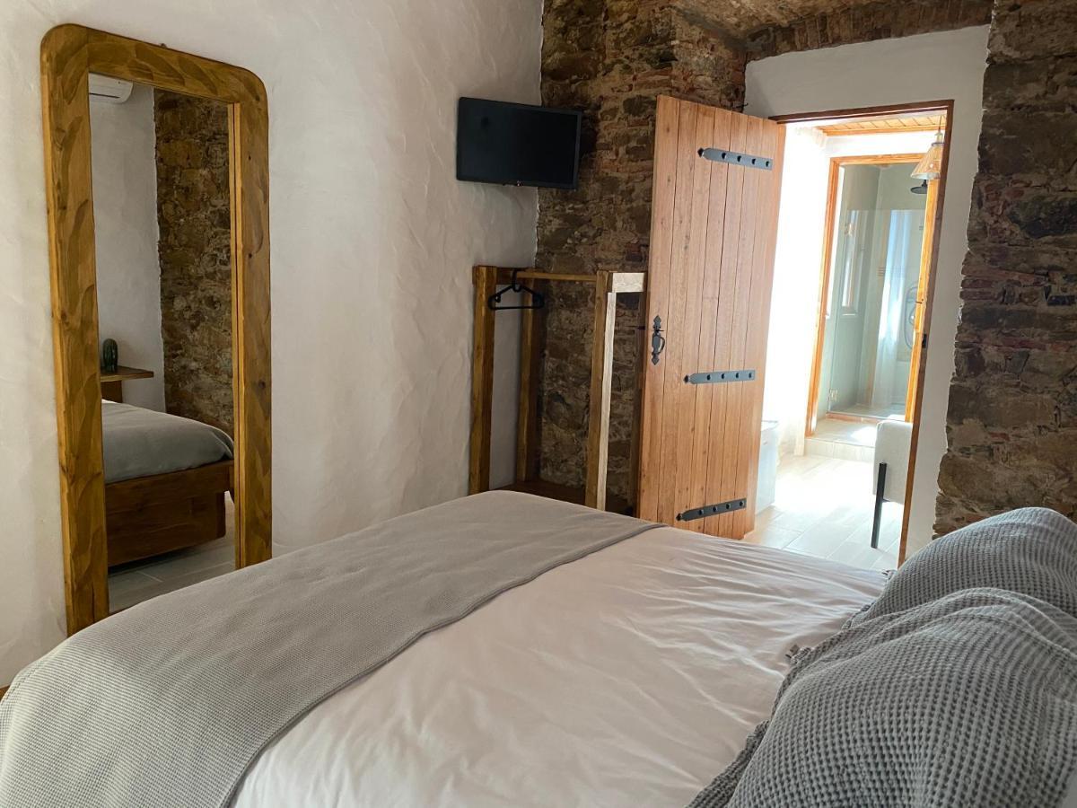 Casa Da Igrejja Bed & Breakfast อัลโมโดวาร์ ภายนอก รูปภาพ